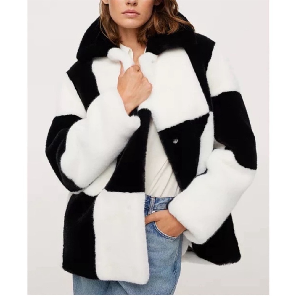 MANGO BLOGGER Black & White Checked Plush Faux Fur Coat Checkered Jacket Coat - Picture 10 of 17